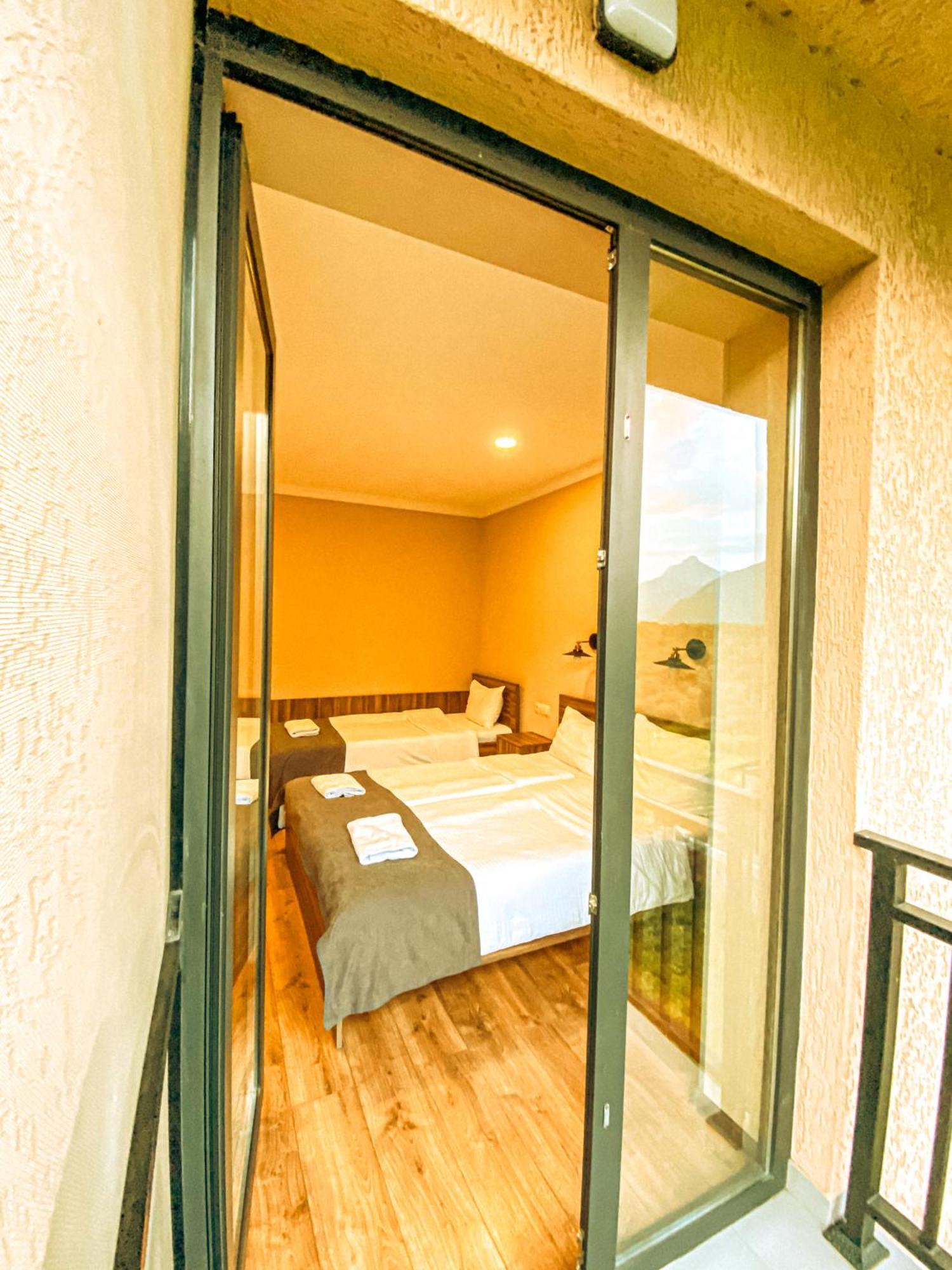 Hotel Gold Kazbegi Exterior foto
